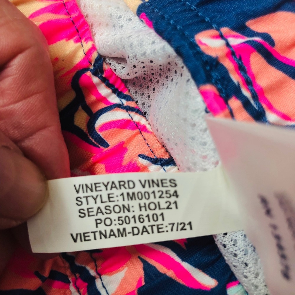 Vineyard Vines Swim Trunks Surf Beach Tropical Seashell Coastal Mens M 32 x 7 - Picture 8 of 11